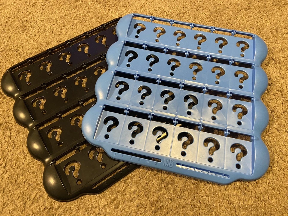 Guess Who? Star Wars 2008 Replacement Parts - 2 Gameboard Trays - Image 1 of 1