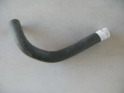 降低辐射冷却软管适用于沃尔沃 240 242 244 245 (#463306) — 第 1/4 张图片