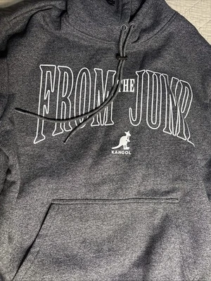 Sudadera con capucha británica Kangol Born levantada en las calles Nueva York “from The Jump” para hombre L Foto 1 de 4