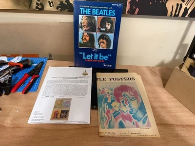 Beatles BOB WOOLER "DAILY NEWS" ORIGINAL AD-AVEDON POSTERS- PAUL WANE TRACKS - Image 1 of 4