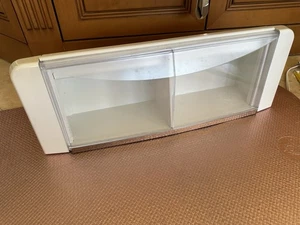 "Cubo de lecheros GE con monograma para refrigerador incorporado de 42"" - dueño original" - Imagen 1 de 17