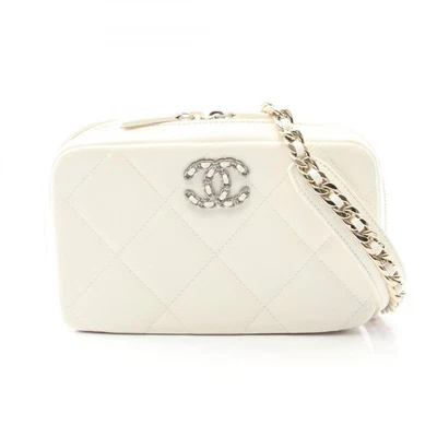 Bolso Bandolera CHANEL 19 Matelasse Cadena Hombro AP2728 Cuero Blanco Usado Mujer Foto 1 de 4