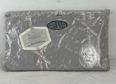 Wamsutta Supercale Plus 200 count Luxurious Percale Double Fitted Sheet Mauve - Image 1 of 4