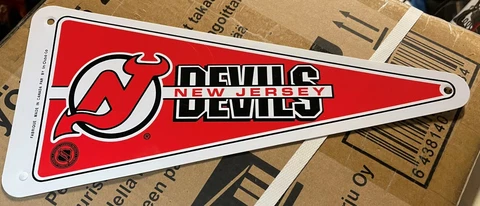 NHL New Jersey Devils Pennant By In Glas Co Made In Canada Rare Vintage Cover