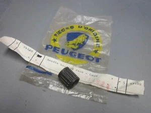 Vintage NOS Peugeot Piston Pin Needle Bearing Moped 102 103 54198 - Picture 1 of 2