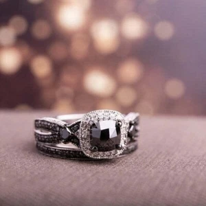 2.00Ct Cushion Cut Simulated Diamond Bridal Set Ring 14K White Gold Plated - Picture 1 of 3
