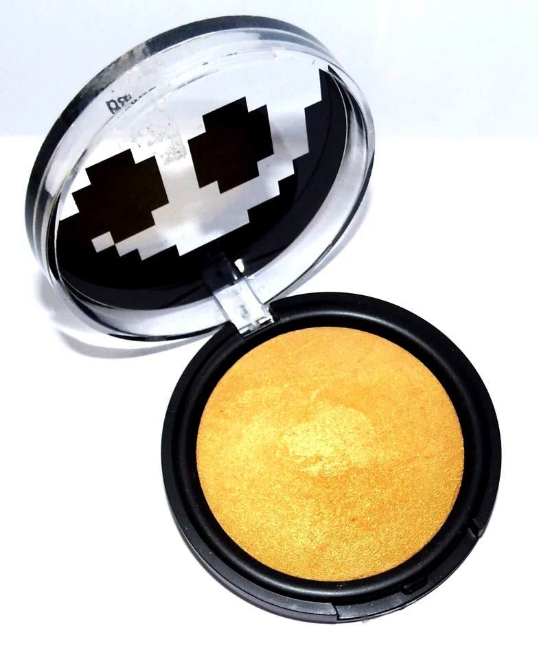 Baked Highlighter Essence  01 Game Over - Bild 1 von 1