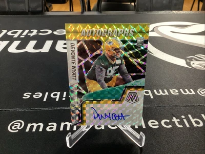 2022 Panini Mosaic Football Autographs #RAM-DW Devonte Wyatt RC Auto Yellow /8 - Image 1 of 2