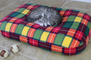 Bean Bag Cat Bed, Large Cat Cushion Nesting Bed, Soft Washable Pillow Cat Bed. - Picture 1 of 10