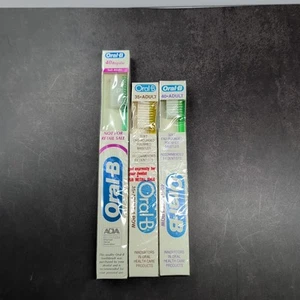 3 Vintage Oral-B 40 Zahnbürste 80er USA Erwachsene Zahnbürste Deluxe & Regular 4-reihig - Bild 1 von 14