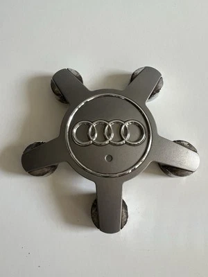 Tapa central plateada única OEM para AUDI A4 S4 2009-2012 4F0601165N 560-58838 Foto 1 de 4