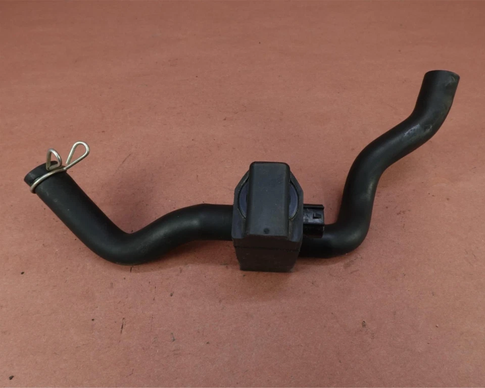 Interruptor solenoide de válvula de aire de admisión Kawasaki Versys 650 LE650 2007-2009 Foto 1 de 4