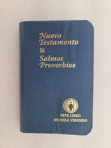 Nuevo Testamento Salmos Proverbios. Spanish Edition. Small Edition - Picture 1 of 10