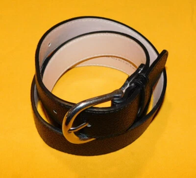 CINTURÓN HOMBRE H&M CUERO GENUINO NEGRO TALLA S - 32/80cm.. Foto 1 de 4