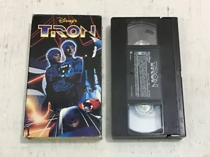 Tron VHS Tape Original Walt Disney Home Video Jeff Bridges Sci-Fi Adventure - Picture 1 of 6