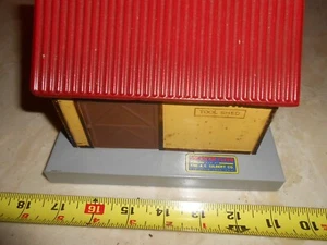 S scale American Flyer 585 yellow tool shed. Restored. - Picture 1 of 8
