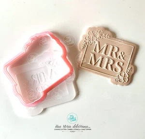Mr & Mrs Matrimonio Cornice Rilievo Cookie Cutter Formine Biscotti 9x7,5cm - Picture 1 of 1