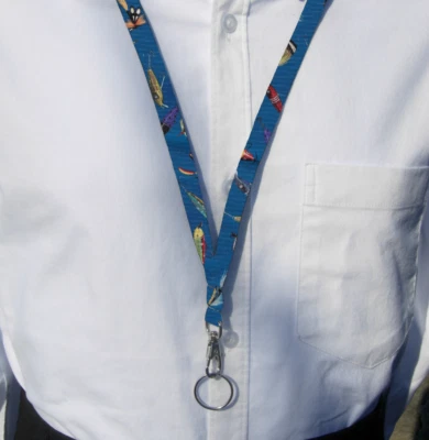 Cordón de pesca, señuelos en azul marino, deportes, torneo, porta insignia, llavero Foto 1 de 4