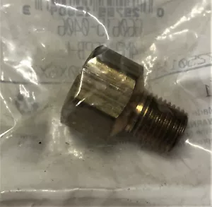 Gates 3/8" Female x 1/4" Male Pipe Thread Brass Adapter Fitting 3200x6x4 - Picture 1 of 2