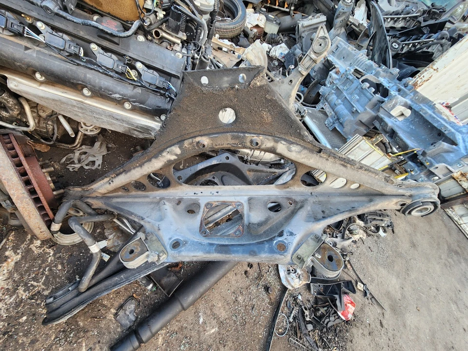 Subchasis trasero Jaguar XJ6 XJR 1994 1995 1996 1997 VANDEN PLAS Foto 1 de 2