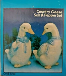 NEW NIB Vintage Country Geese Salt & Pepper Set J1 - Picture 1 of 4