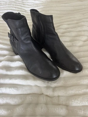 Easy Spirit Botines Mujer 10 Medianos Cuero Negro Cremallera Lateral Elástico Foto 1 de 4