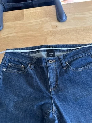 Ann Taylor LOFT Size 4P 4 Petite Curvy Bootcut Low Rise Denim Jeans Pants - Image 1 of 4