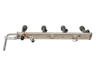 18 Polaris Slingshot SLR Fuel Rail & Injectors - Image 1 of 3