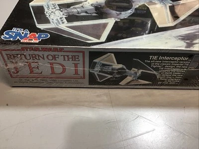MPC 8931 Star Wars Return of The Jedi Tie Interceptor Snap Model Kit Sealed - Image 1 of 4