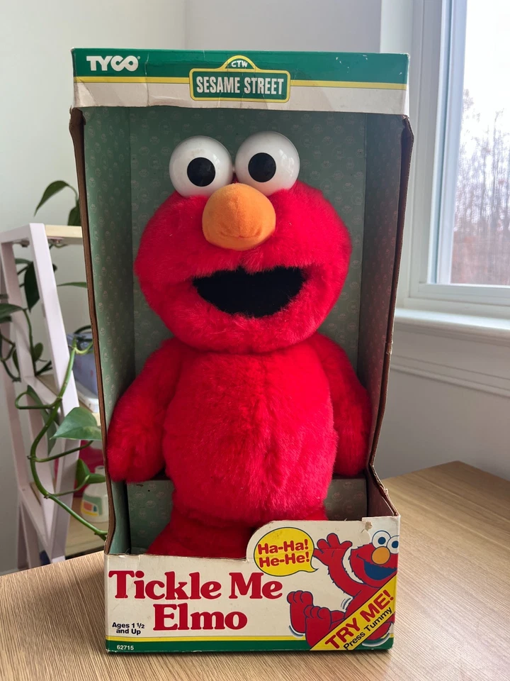 Tyco 32715 Tickle Me Elmo 15" Plush - For parts/