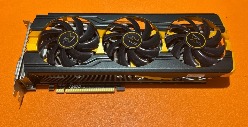 Sapphire Tri-X Radeon R9 290 4GB PCI-E Graphics Card Dual DVI HDMI Disp Port -02 - Image 1 of 1