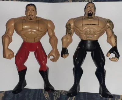 2 MODEL WRESTLING WWE CHANGE FACE FLIPPIN UNDERTAKER,EDDIE GUERRERO Vintage 2005 - Immagine 1 di 4
