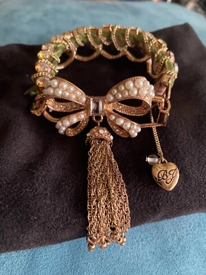 Pulsera Betsey Johnson Perla Lazo Borla AB Estrás Oro Rosa Rosa y Verde Foto 1 de 4