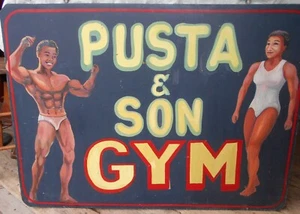 LETRERO DE GIMNASIO PUBLICIDAD DE MADERA PINTADO A MANO ORIGINAL DE COLECCIÓN - ARTE POPULAR - ARTE EXTERNO - Imagen 1 de 6