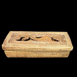 Vintage Rattan Box, Wooden Bird on Top, 1960s Rattan & Wood - Lombok, Thailand - Picture 1 of 11