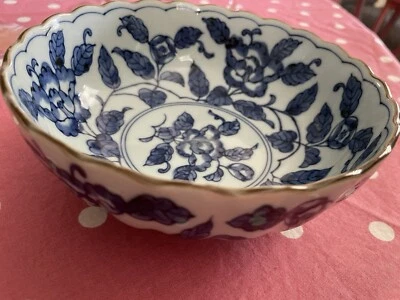 Азиатская японская сине-бело-коричневая зубчатая чаша кобачи - Изображение 1 из 4