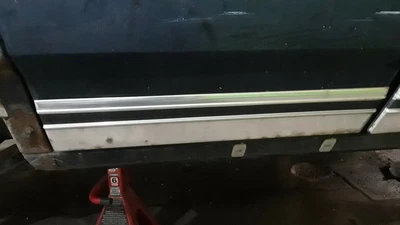 Puerta trasera derecha pasajero Mercury Grand Marquis 1983-1987 moldura cromada SD Foto 1 de 4