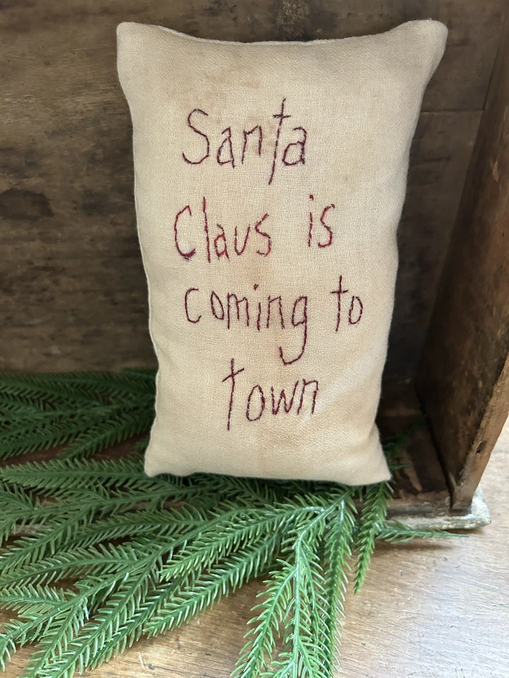 Primitive Stitchery  Handstitched  Santa Claus  Christmas Ornie Grungy - Image 1 of 1