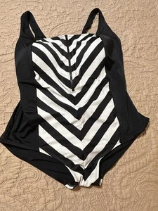 Longitude Women's 22W One Piece Swimsuit Black White Front Zipper Barbie Stripe - Picture 1 of 8