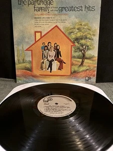 The Partridge Family - At Home With Their Greatest Hits - Bell Records 1107 - Imagen 1 de 6
