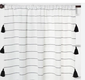 Opalhouse Vorhang 84 "x 54" schwarz & weiß Streifen ein Panel Quaste Borte EUC - Bild 1 von 5