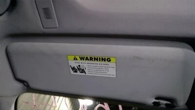 Левый солнцезащитный козырек с подсветкой подходит для 06–08 BMW 750i 1007539 - Изображение 1 из 4