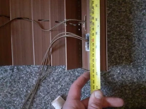 4 wooden venetian blinds 3ft 45cm across 3ft drop - Picture 1 of 1