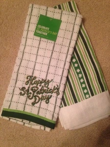 Celebrate St Patrick's Day Together "Happy St. Patrick's Day" Kitchen Towel Set - Imagen 1 de 3