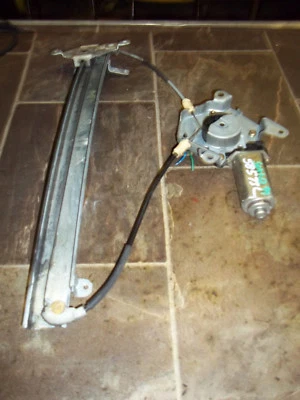 REGULADOR VENTANA DELANTERA IZQUIERDA ELÉCTRICO 4 PUERTAS NISSAN SENTRA 1995-1999 Foto 1 de 4