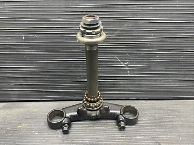 Honda CBR250R 2013 árbol triple inferior #920245 Foto 1 de 4