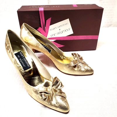 NUEVO De Colección Stuart Weitzman Tacones Bombas Talla 10 AAA Dorado Boda Formal Lazo Cuentas Foto 1 de 4