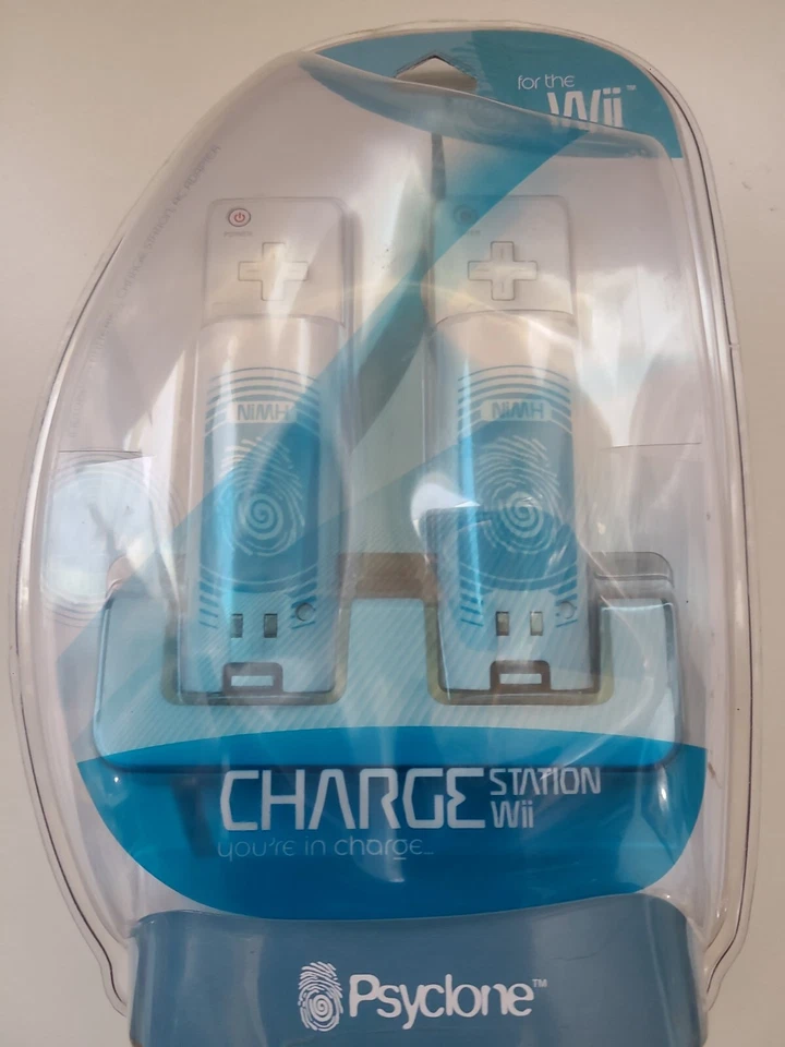 New Psyclone #PX6505 Wii Recharge Dock - Image 1 of 4