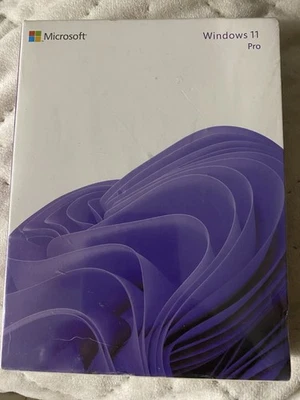 Microsoft Windows 11 Pro 64-Bit USB Flash Drive (HAV-00072)New - Image 1 of 3