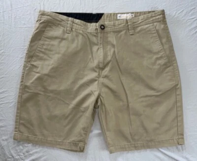 Volcom Flat Front Vmonty Chino Skate Shorts. Beige, Men's Size 40. EUC!! - Image 1 of 4